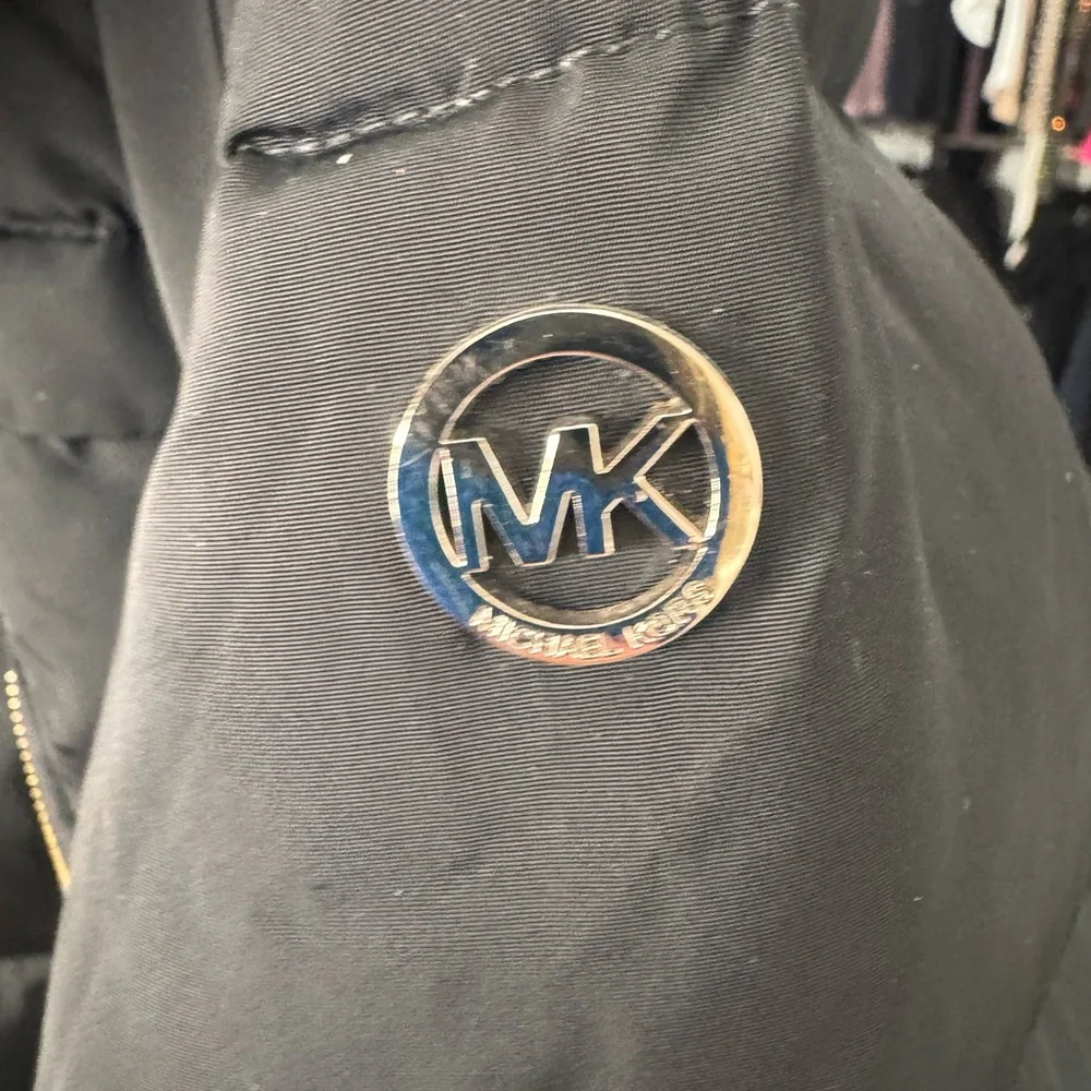 Michael Kors Black Puffer Jacket with Fur Trim - Picture 4 of 10